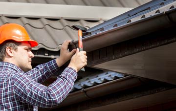 gutter repair Wrangle Lowgate, Lincolnshire
