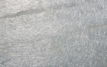 Wrangle Lowgate laminate fibreglass or shingles?